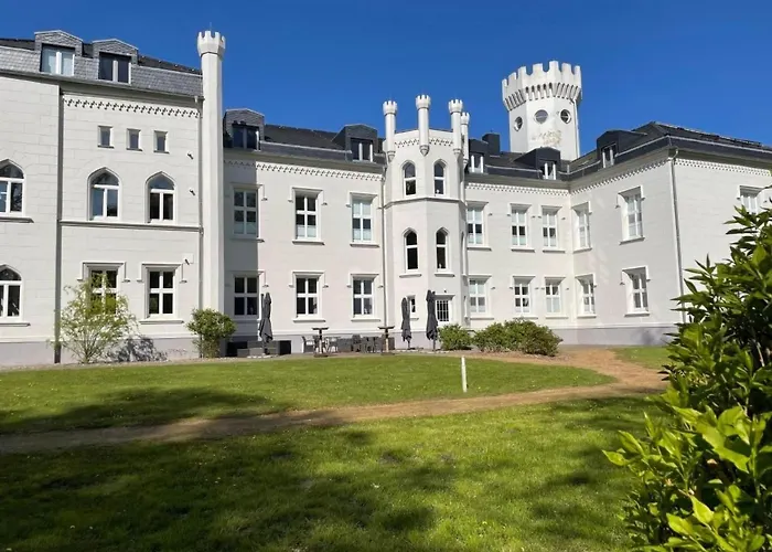 Weisses Traumschloss An Der Ostsee By Interhome Apartmán